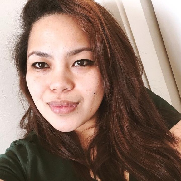 Meet your Posher, Estela - Picture 1 of 1